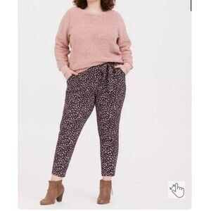 Torrid Leopard Print Paperbag Waist Pants Size 4 (4X) Ankle Crop 2019
